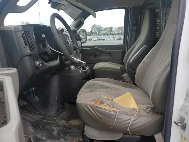 2017 GMC SAVANA G3500  