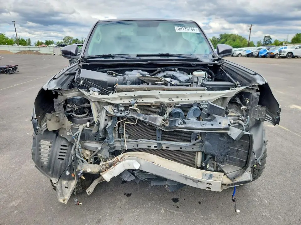 2016 TOYOTA 4RUNNER SR5  