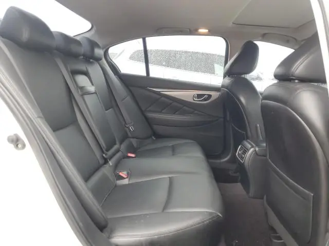 2021 INFINITI Q50 LUXE  