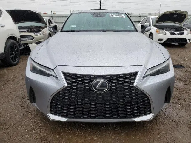 2021 LEXUS IS 300  
