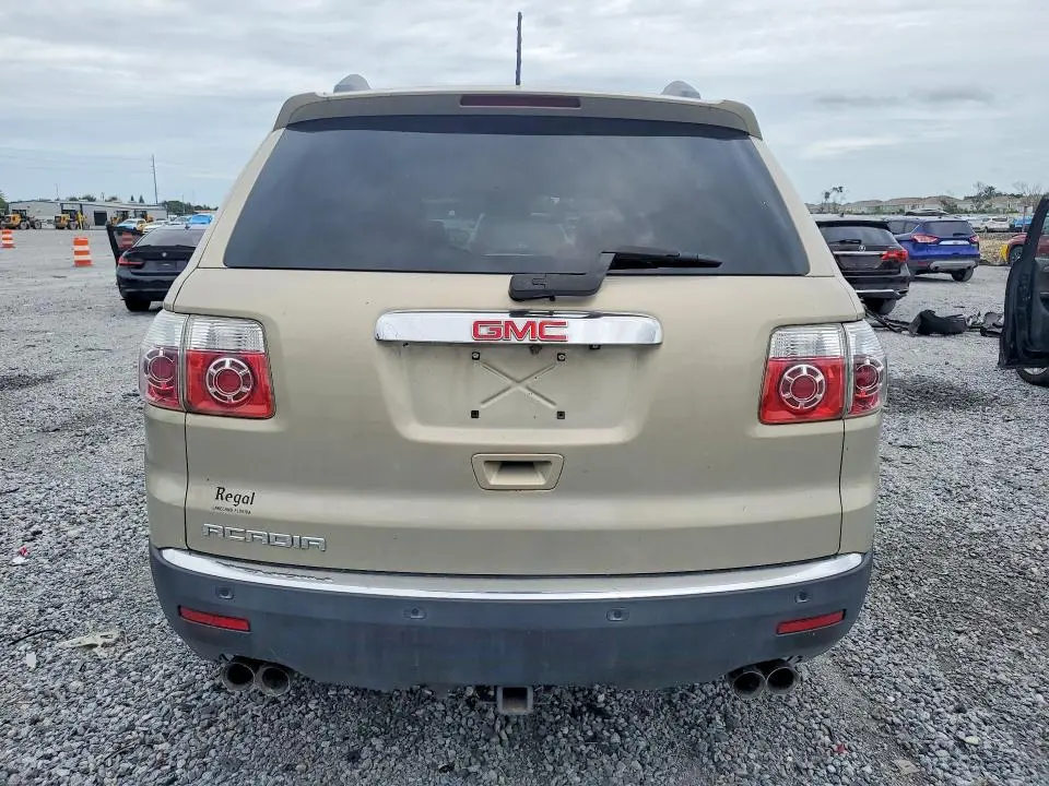 2011 GMC ACADIA SLT-1  