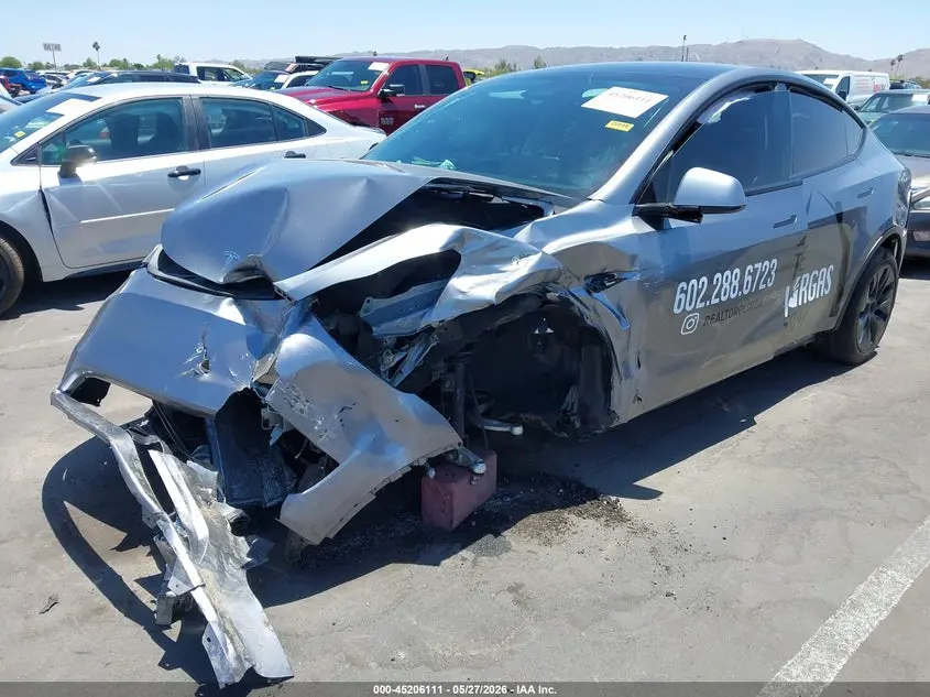2025 TESLA MODEL Y LONG RANGE DUAL MOTOR REAR-WHEEL DRIVE