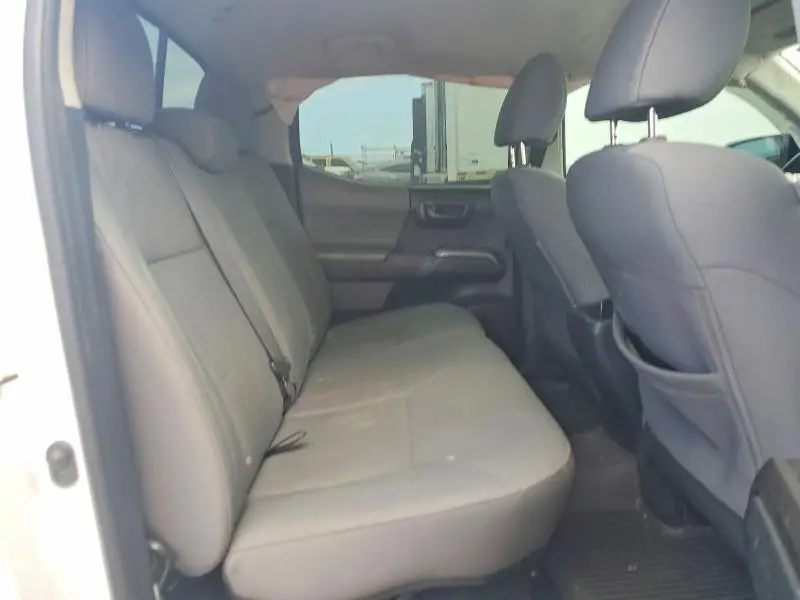 2018 TOYOTA TACOMA SR5 V6  