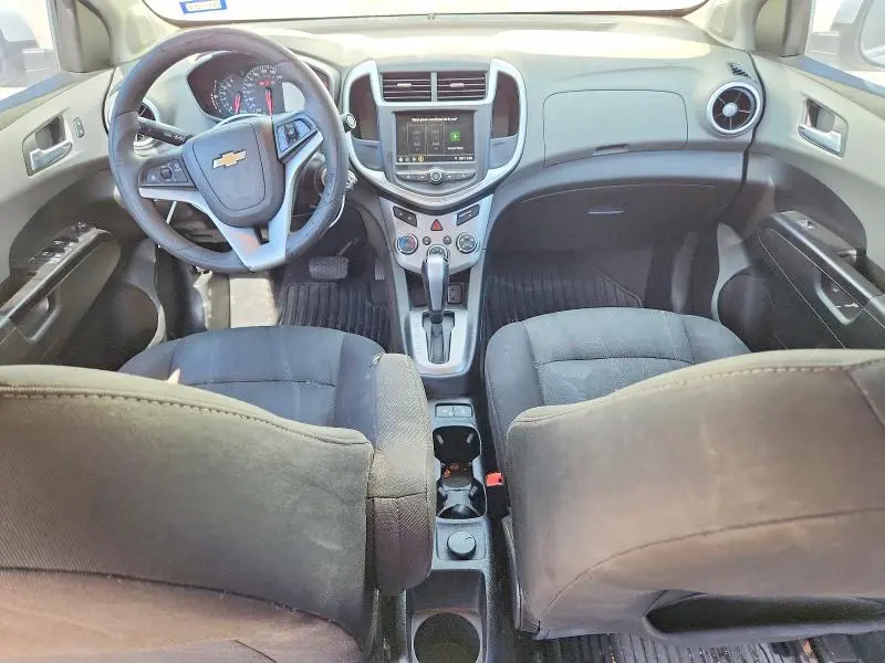 2019 CHEVROLET SONIC LT  