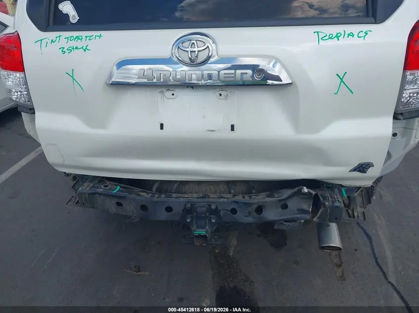 2013 TOYOTA 4RUNNER SR5