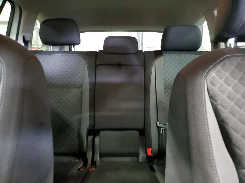 2018 VOLKSWAGEN TIGUAN S  