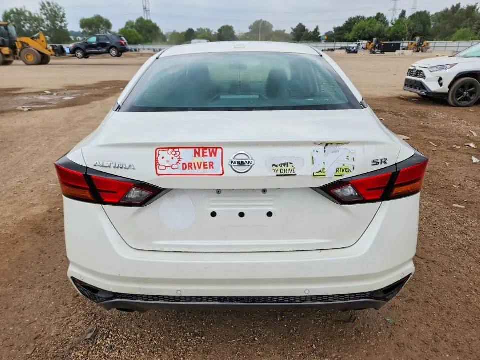 2020 NISSAN ALTIMA SR  