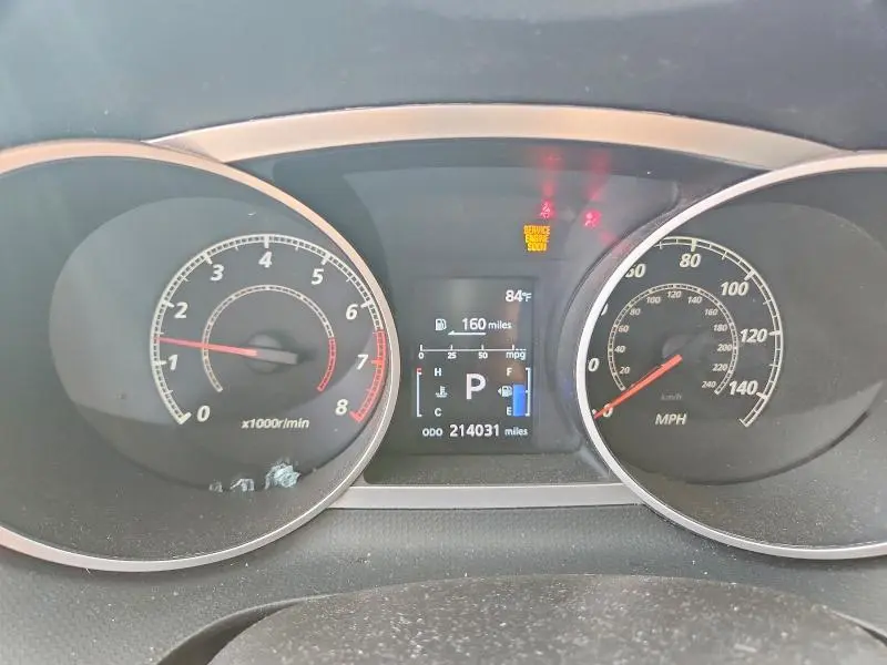 2012 MITSUBISHI OUTLANDER SE  