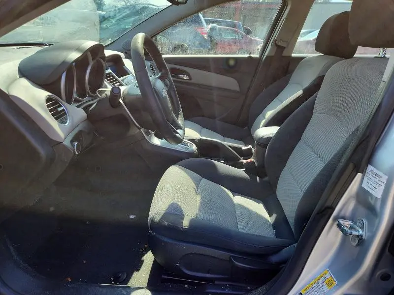 2015 CHEVROLET CRUZE LS  