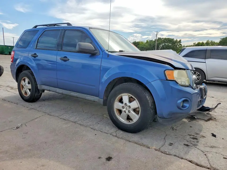 2010 FORD ESCAPE XLS  