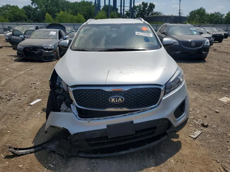 2018 KIA SORENTO LX  