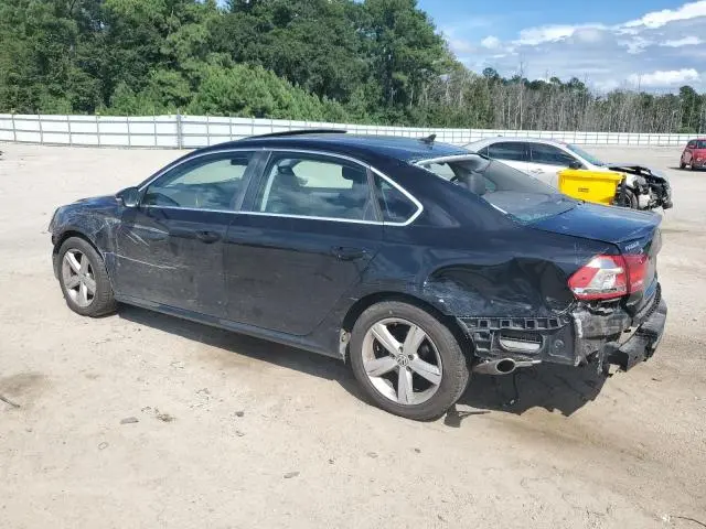 2012 VOLKSWAGEN PASSAT SE  