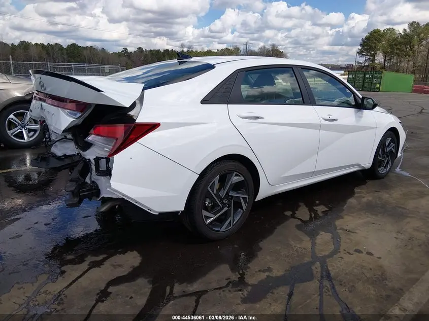 2025 HYUNDAI ELANTRA SEL SPORT