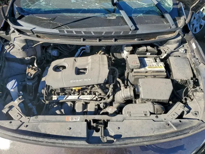 2017 KIA FORTE LX  