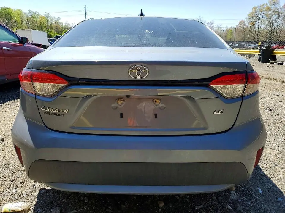 2021 TOYOTA COROLLA LE  