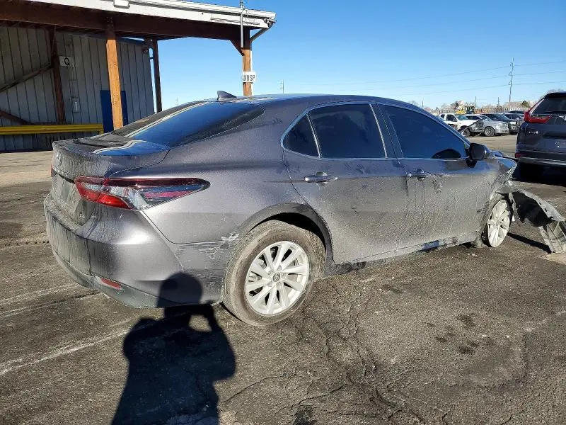 2022 TOYOTA CAMRY LE  