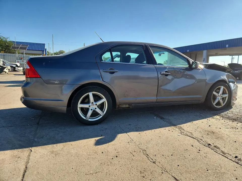 2010 FORD FUSION SE  