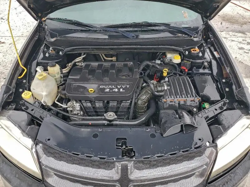 2013 DODGE AVENGER SE  