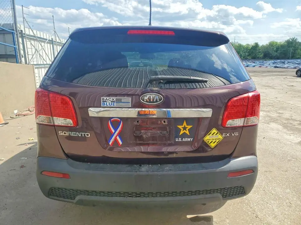 2011 KIA SORENTO EX  
