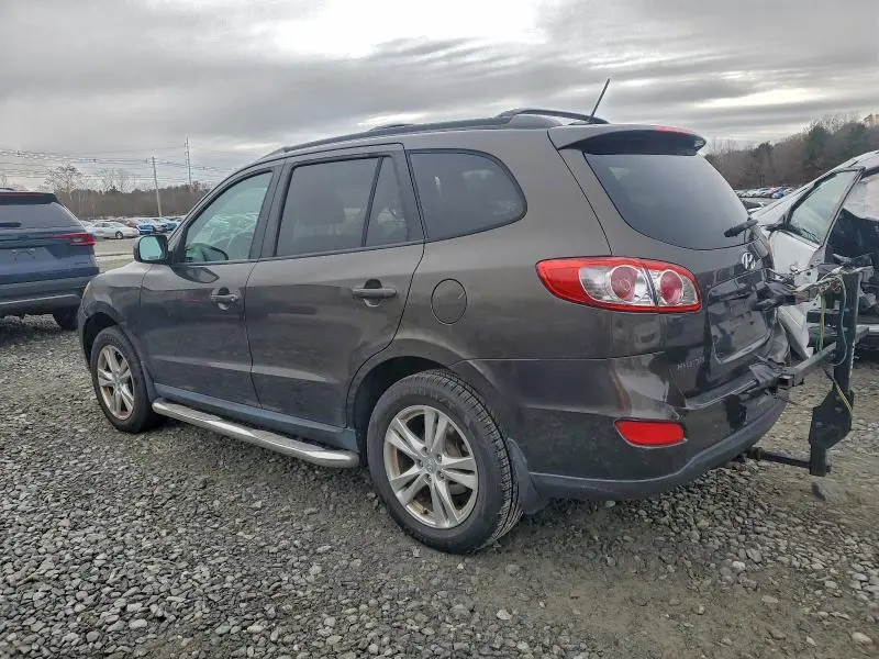 2011 HYUNDAI SANTA FE SE  