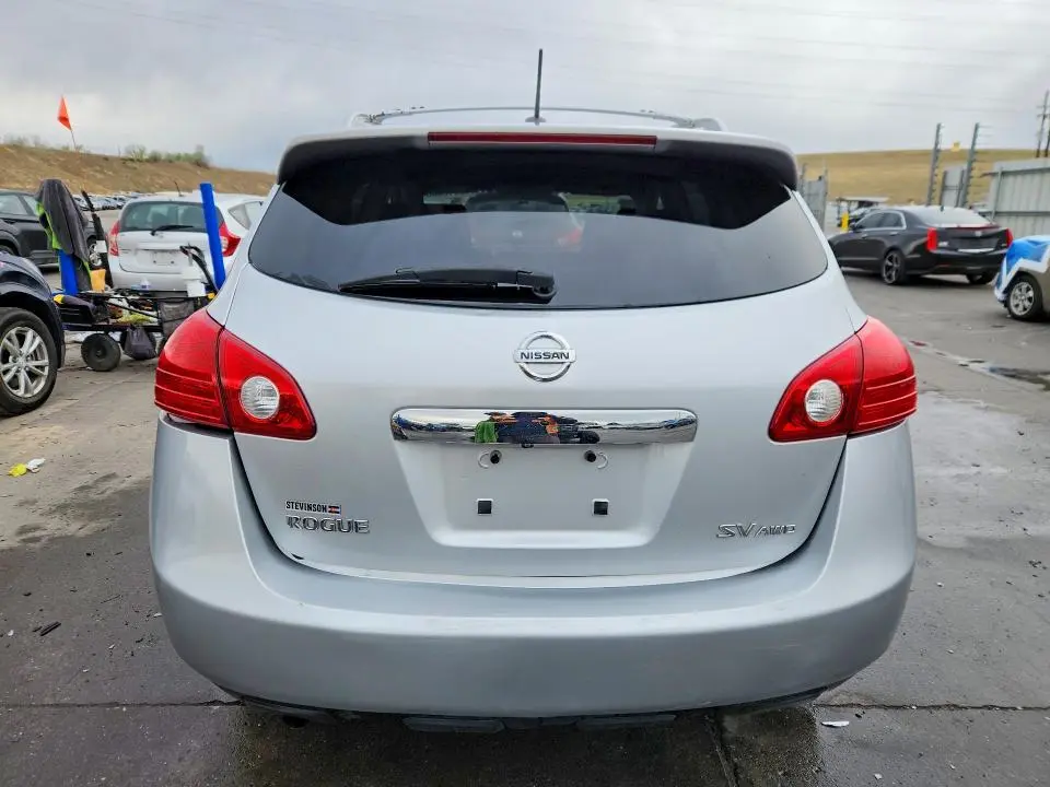 2011 NISSAN ROGUE S  