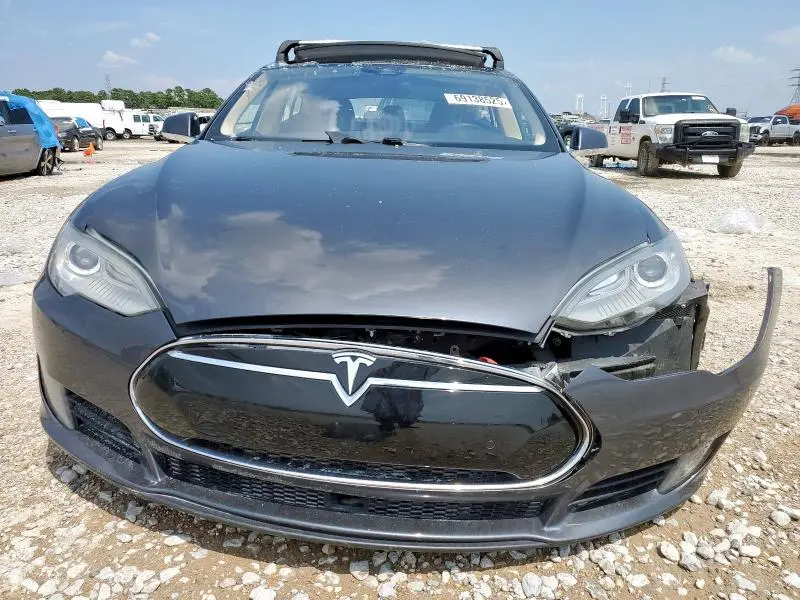 2015 TESLA MODEL S 70D  