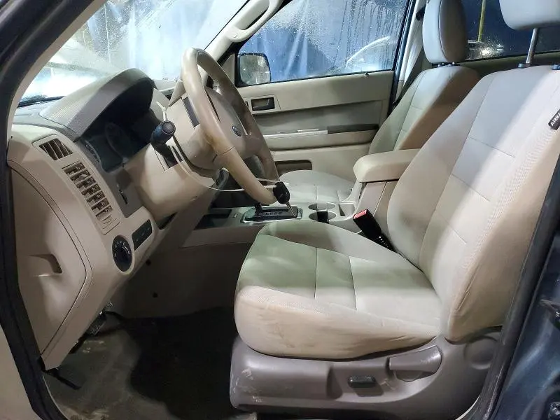 2012 FORD ESCAPE XLT  