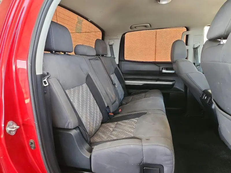 2019 TOYOTA TUNDRA CREWMAX SR5  