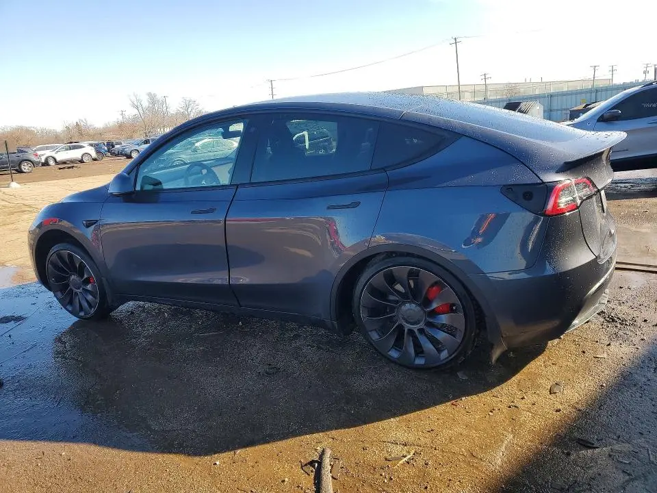2022 TESLA MODEL Y   