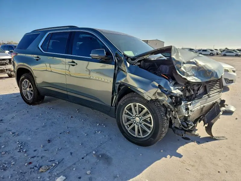 2023 CHEVROLET TRAVERSE LT  