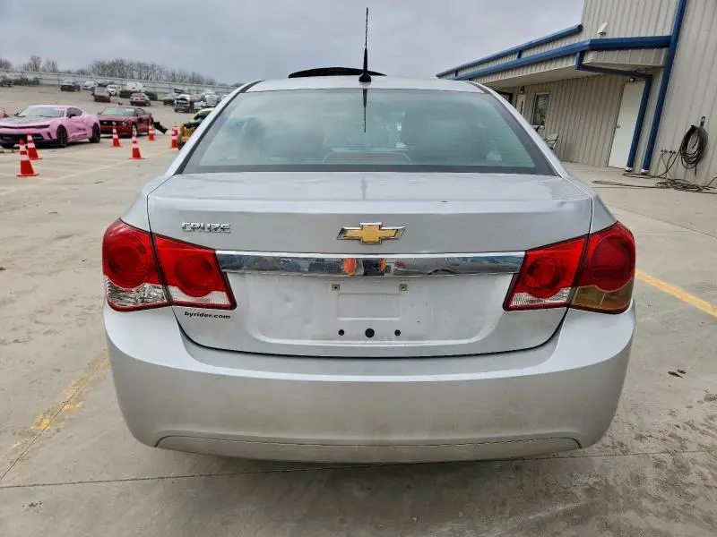 2013 CHEVROLET CRUZE LS  