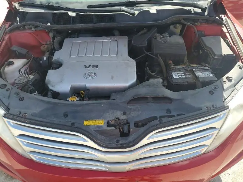2011 TOYOTA VENZA AWD V6  