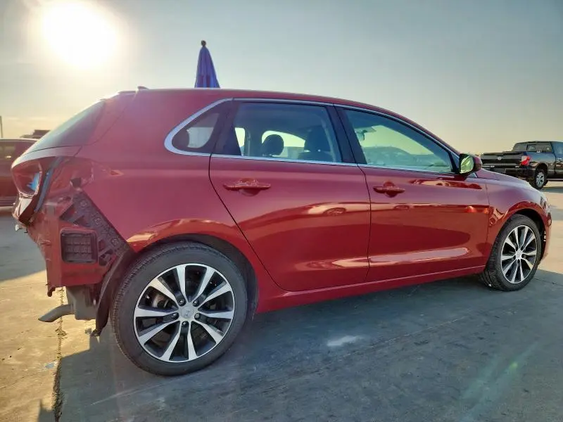 2018 HYUNDAI ELANTRA GT   