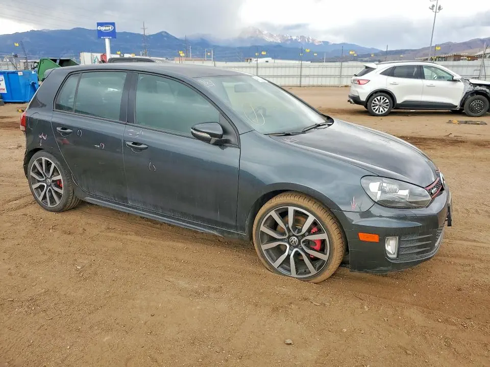 2014 VOLKSWAGEN GTI   