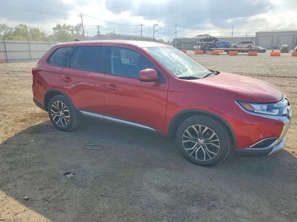 2017 MITSUBISHI OUTLANDER SE  
