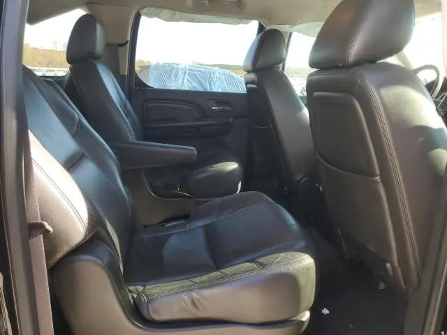 2013 CADILLAC ESCALADE ESV LUXURY  