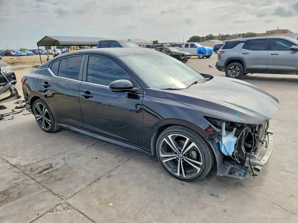 2020 NISSAN SENTRA SR  