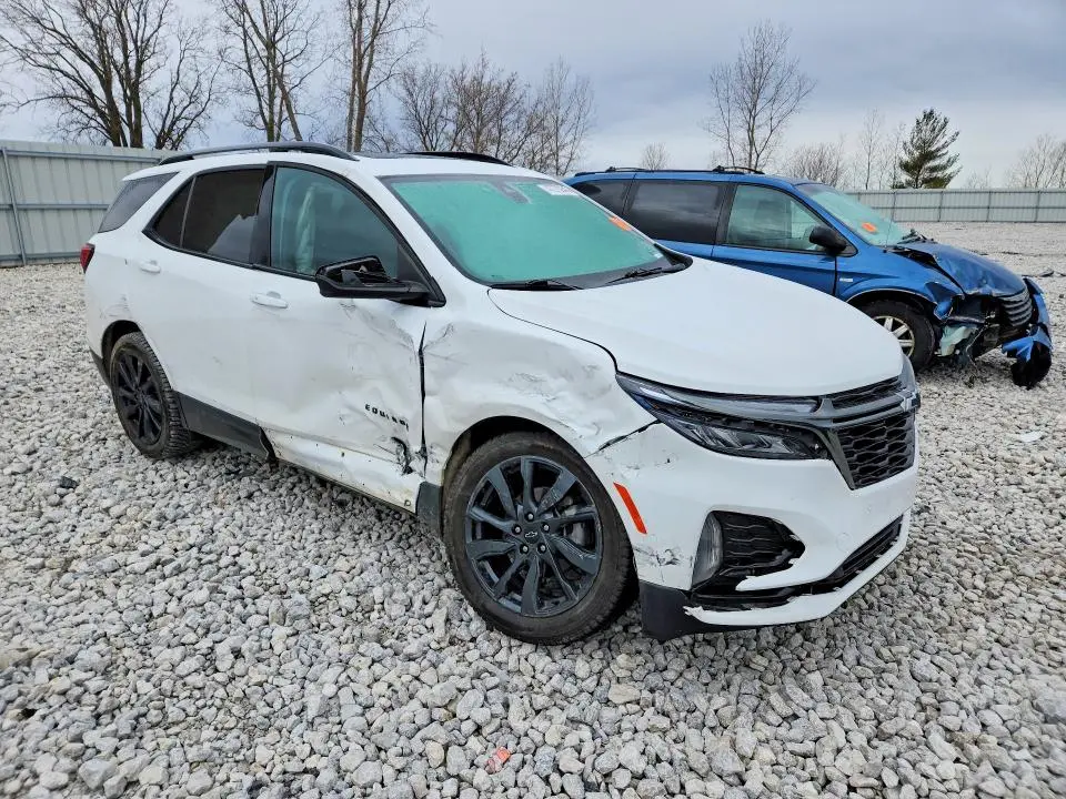 2022 CHEVROLET EQUINOX RS  