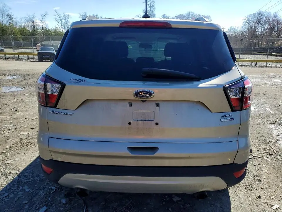 2018 FORD ESCAPE SEL  