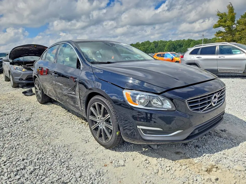 2017 VOLVO S60 PREMIER  