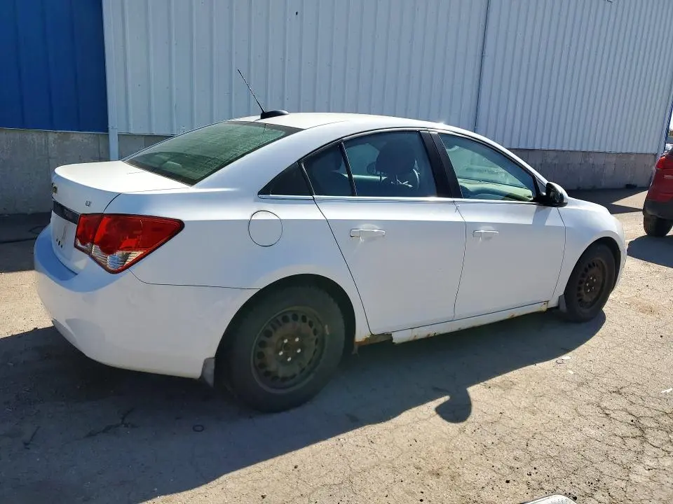 2015 CHEVROLET CRUZE LT  