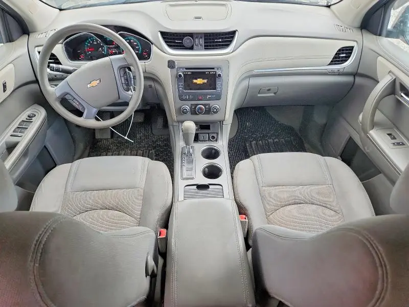 2017 CHEVROLET TRAVERSE LS  