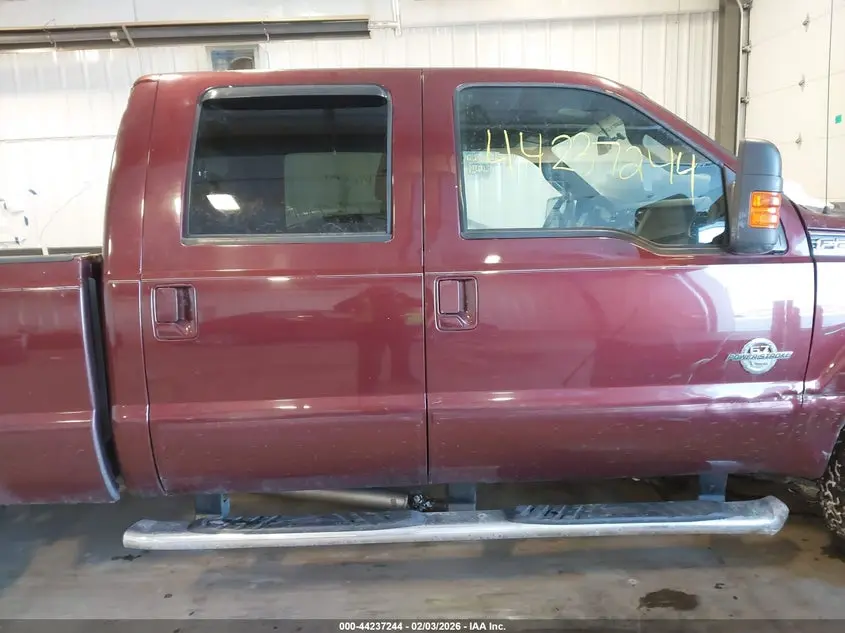 2011 FORD F-250 LARIAT