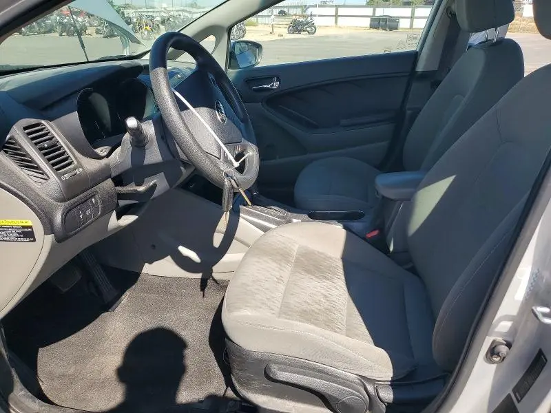 2016 KIA FORTE LX  