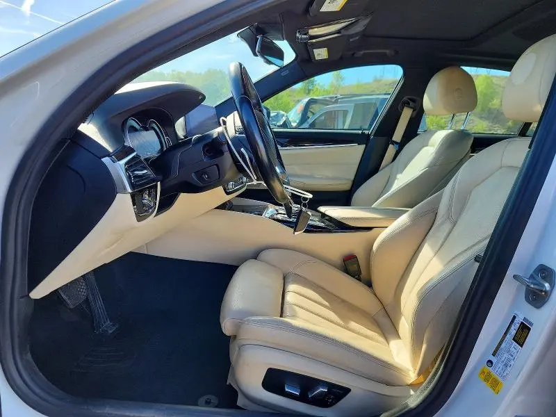 2019 BMW 530 I  