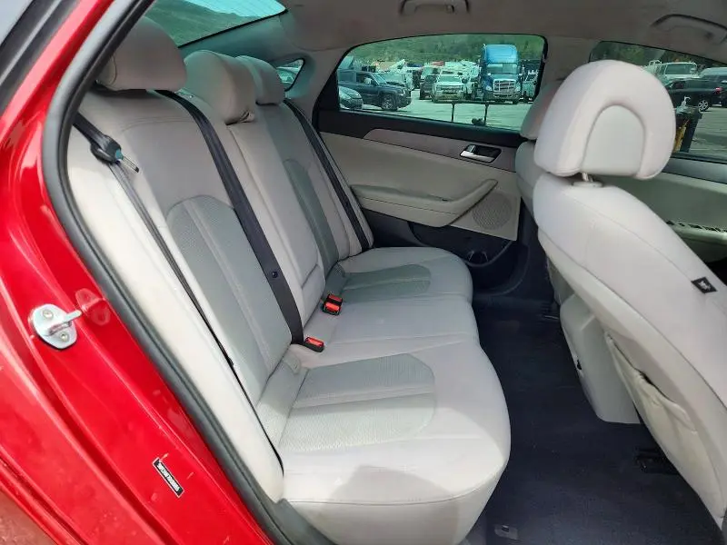 2016 HYUNDAI SONATA SE  