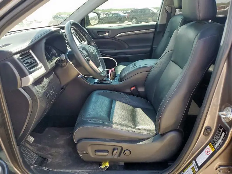 2019 TOYOTA HIGHLANDER LIMITED  