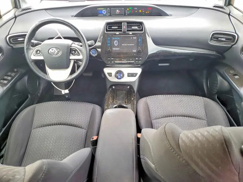 2018 TOYOTA PRIUS THREE  