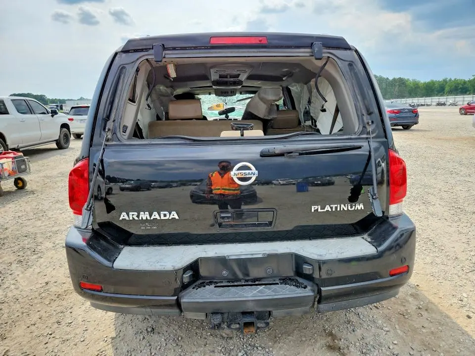 2011 NISSAN ARMADA SV  