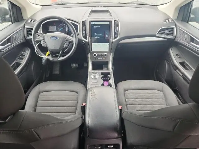2021 FORD EDGE SE  